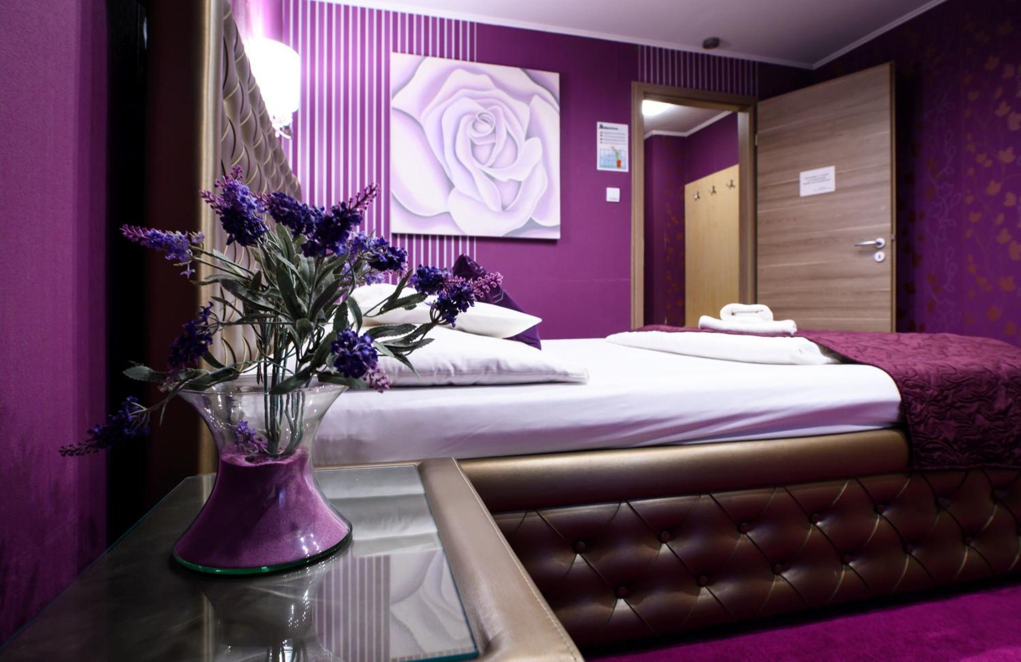 Palermo Panzio Hotel Nyiregyhaza Ngoại thất bức ảnh