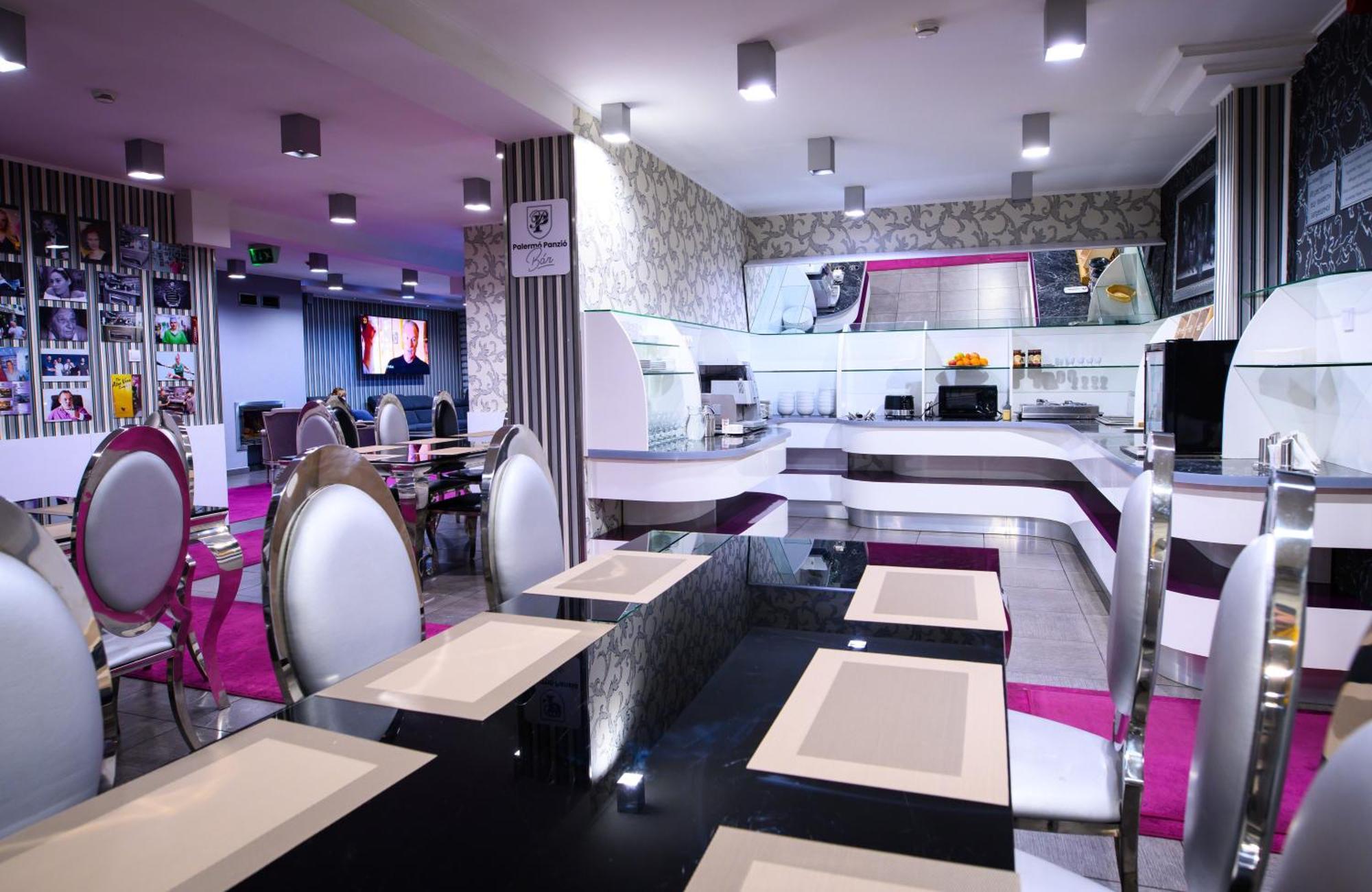 Palermo Panzio Hotel Nyiregyhaza Ngoại thất bức ảnh